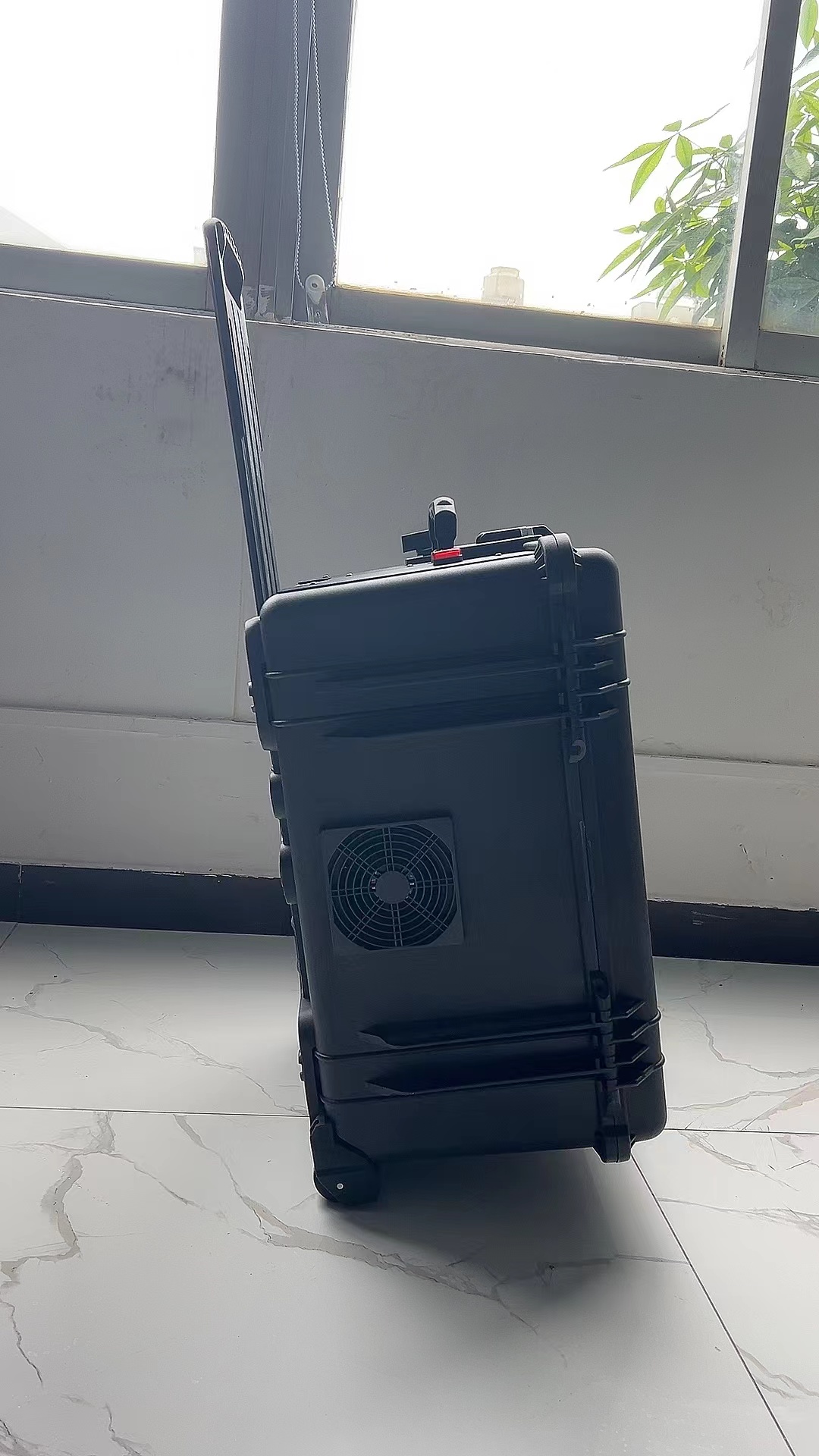 南阳手拉箱型移动通信干扰器